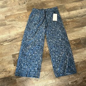 Athlete Avenue Wide Leg crop pant